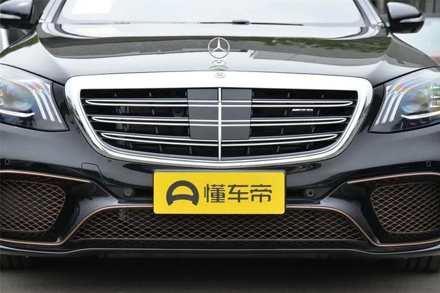 奔驰gt63s，奔驰amg gt 63s 介绍（国内进口版本中性能最强的奔驰四门GT跑车）