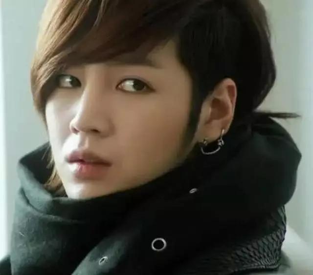 张根硕发福对比，张根硕今天退役了