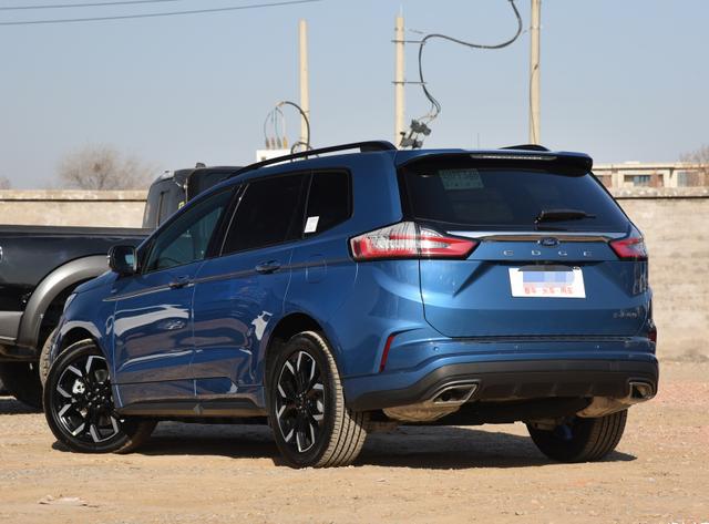 锐界和汉兰达哪个好，汉兰达和福特锐界哪款车型好（锐界L不给对手留活路）