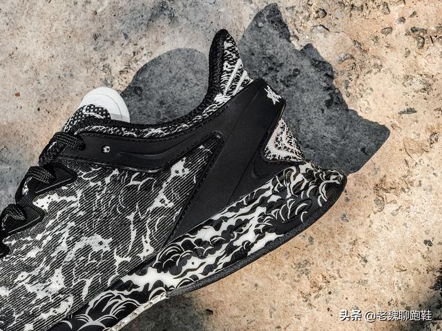 初学者适合买什么样的跑鞋，跑鞋别瞎买要买