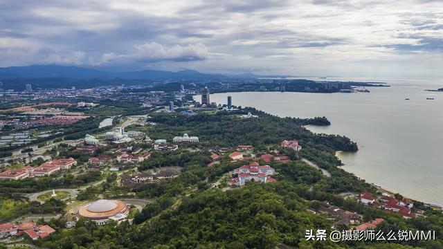 世界三大清真寺是哪三个，世界第三大清真寺缘于国王的梦