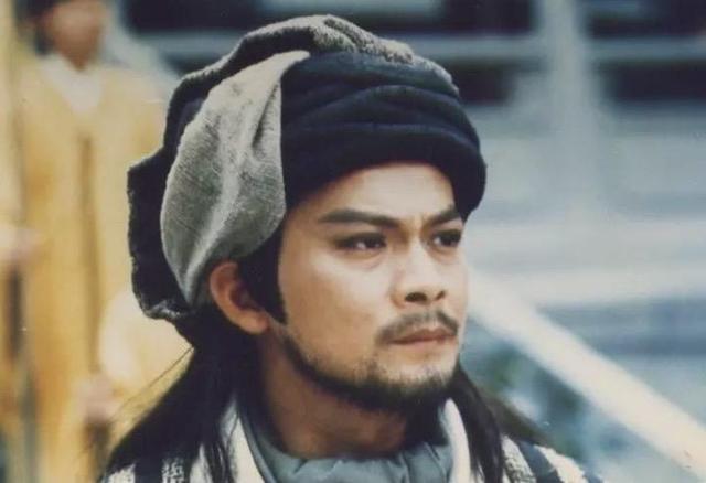 天龙八部萧峰结局解析，天龙八部里的萧峰近乎完美