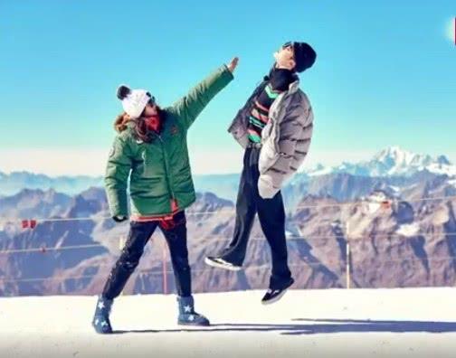 王一博关晓彤私下关系怎么样，王一博关晓彤写真照