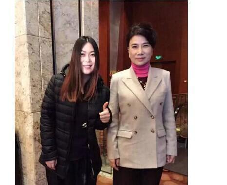 西单女孩 春晚，西单女孩任月丽捐款5万（11年前凭春晚走红,发誓要做第二个董明珠的