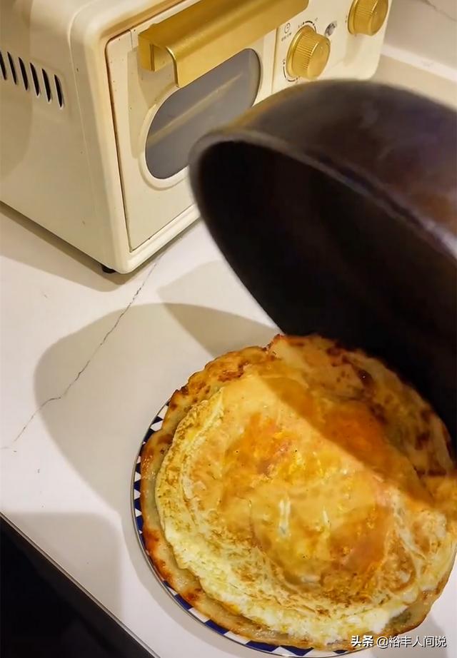 鲁智深晋松个人资料，晋松为儿子做早饭