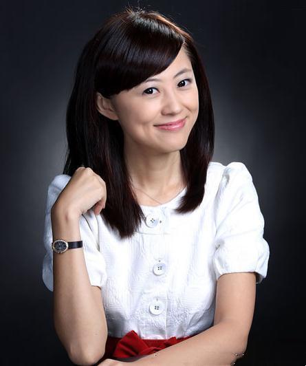 凤凰卫视杨娟与杨舒，凤凰卫视美女主播杨舒