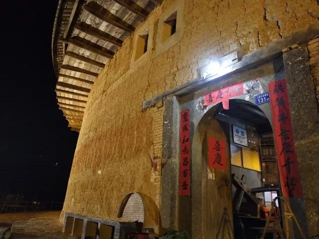 永定土楼和南靖土楼哪个好，南靖土楼和永定土楼有什么不一样（一张图看懂福建土楼怎么玩~附懒人旅行路书）