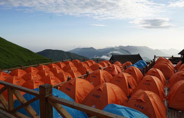 武功山旅游攻略，武功山旅游攻略一日游（江西武功山\u0026仙凤三宝亲子游记）