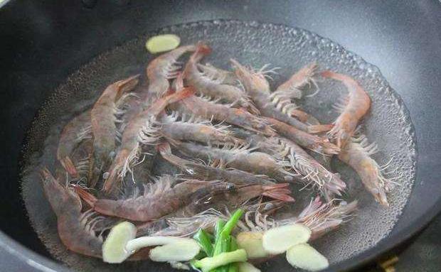 清水虾煮几分钟，虾煮几分钟肉嫩甜