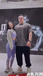 鹿晨辉的健身照，鹿晨辉遇上健身