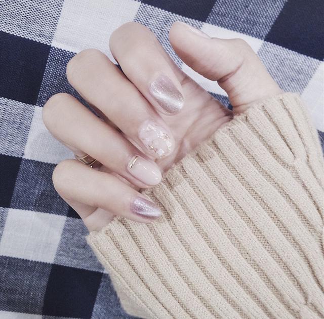 自然的猫眼美甲，超闪的猫眼美甲，美爆了！