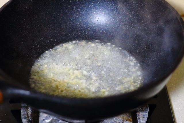 茄汁日本豆腐酸甜可口超级下饭，茄汁日本豆腐的简单做法