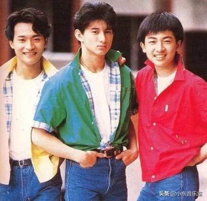 经典流行老歌歌曲大全，90年代流行的经典老歌（100首8090后怀旧经典老歌）