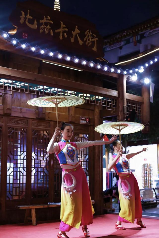 湖北恩施旅游攻略，湖北恩施旅行除了峡谷风光（湖北恩施旅游必玩攻略）