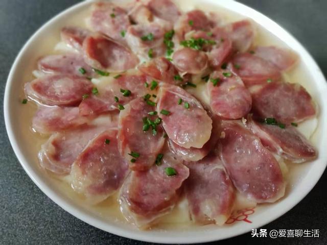  蒸臭豆腐块怎么蒸才好吃，夏天就馋“臭豆腐”这个吃法