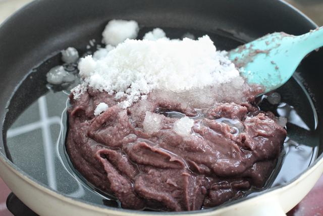 红豆沙怎么做好吃酥脆，简单几步就能做出红豆沙