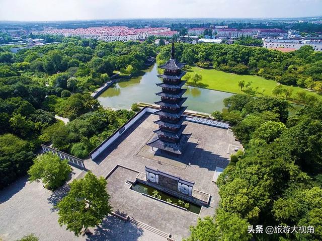 上海5大名胜古迹，逛上海城隍庙景点