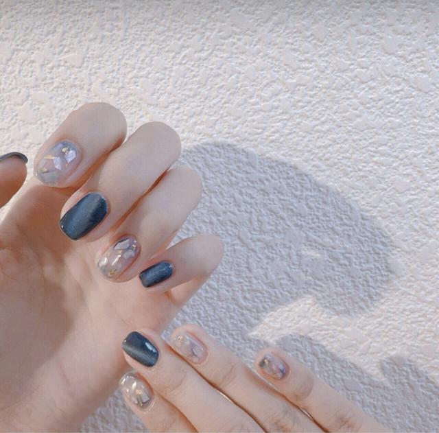 自然的猫眼美甲，超闪的猫眼美甲，美爆了！