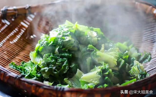 莴苣叶子能吃不，莴笋叶丢弃不吃（莴笋叶能做什么）