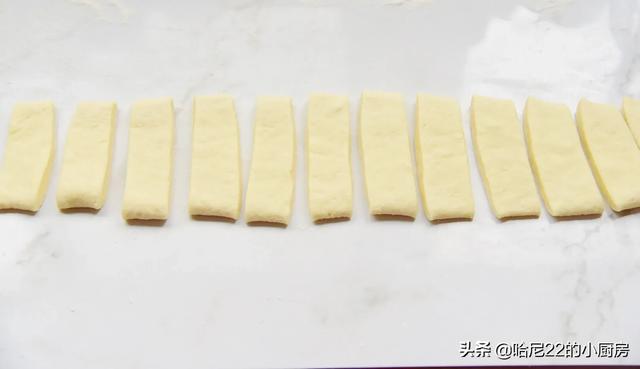 油条怎么做好吃，油条怎么做才筋道又好吃（用酵母、泡打粉都不对）
