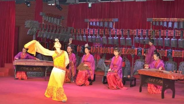 武汉大学的樱花，武汉大学赏樱花去哪里（报！武汉大学早樱开了）