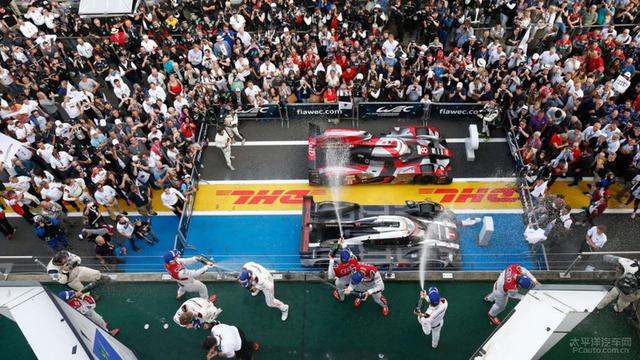 保时捷taycan有哪些黑科技，纯电还能叫保时捷吗