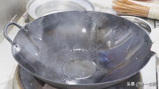 炒粉条怎么做才好吃又简单又好学，不要泡软就下锅炒
