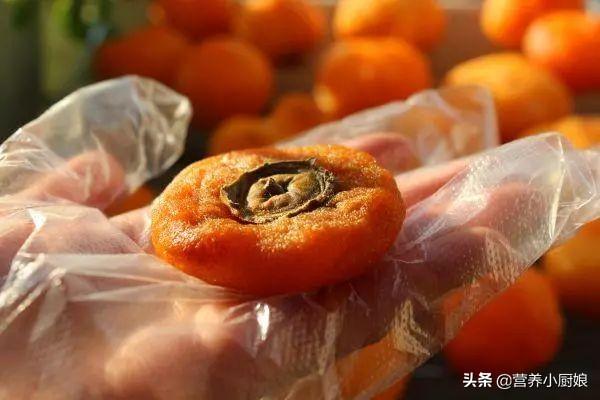 柿饼的制作方法，柿饼怎么制作才好吃（做柿饼原来如此简单）
