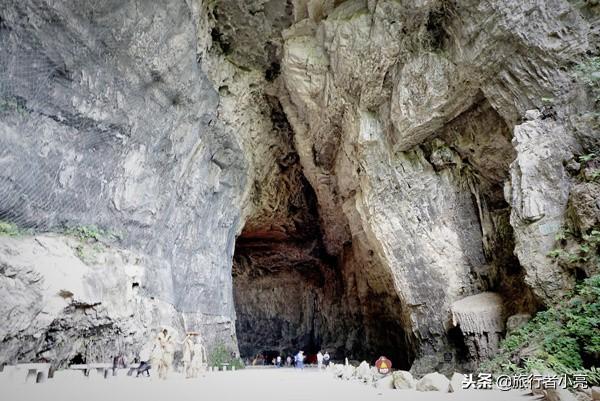 重庆旅游必去景点排名，重庆十佳旅游景点排行榜（重庆十个景点都值得一去）