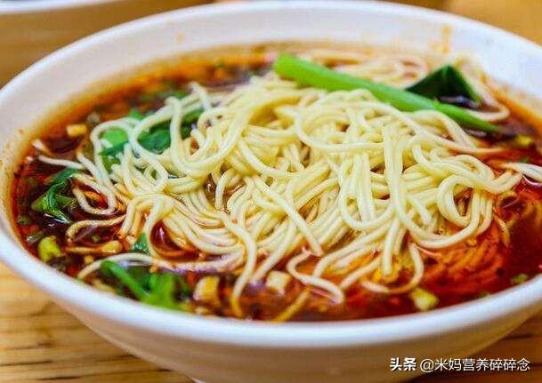 减肥能吃粉丝吗，减肥期间可以吃多少克粉丝（天暖了建议大家：常吃3样）