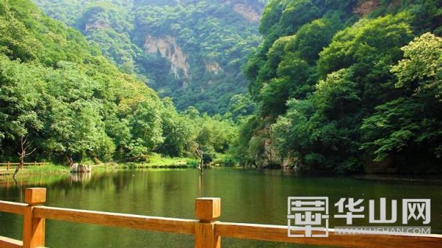 陕西省渭南市少华山景点，用美景温暖整个寒冬