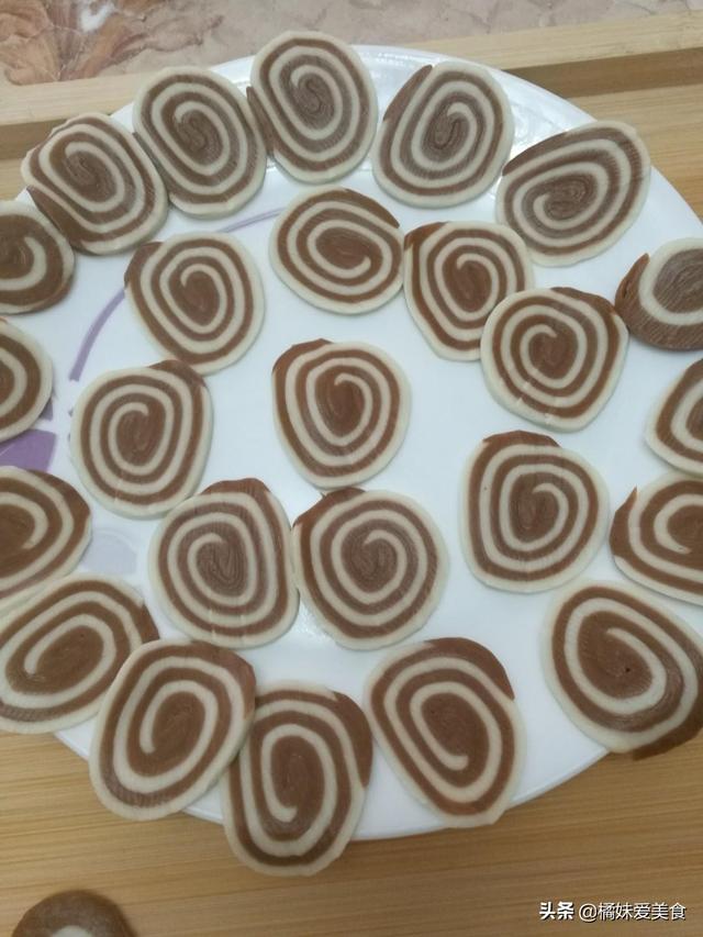 8090爱吃的零食之一，猫耳朵小零食的做法