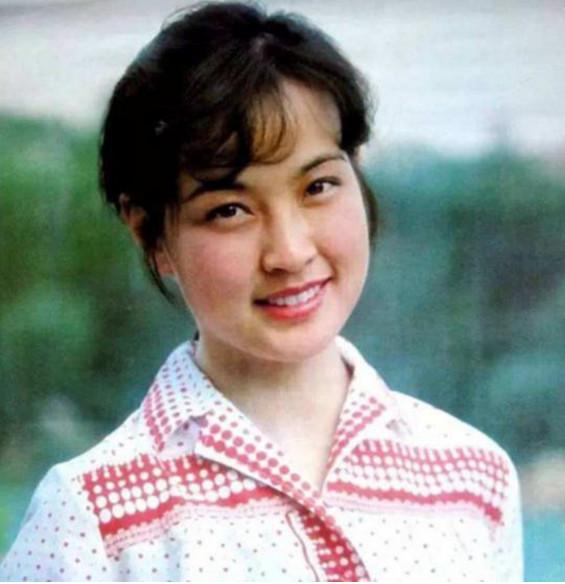 刘晓庆简历个人资料，刘晓庆人生简历（刘晓庆：一代传奇影后）
