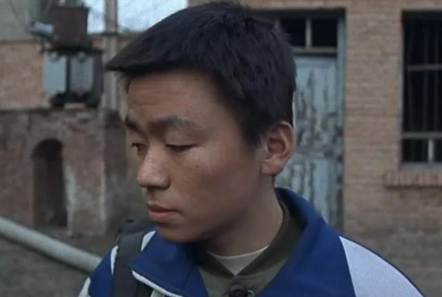 王宝强的成长历程和感情故事，小程序是什么？看完你就懂了