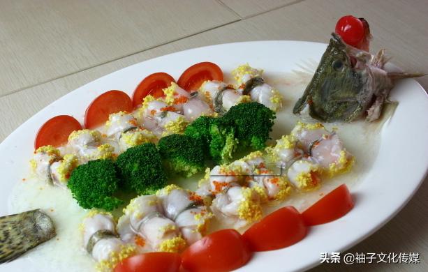做鱼怎么做好吃，鱼怎么做才好吃又漂亮（一星期吃三次也不腻）