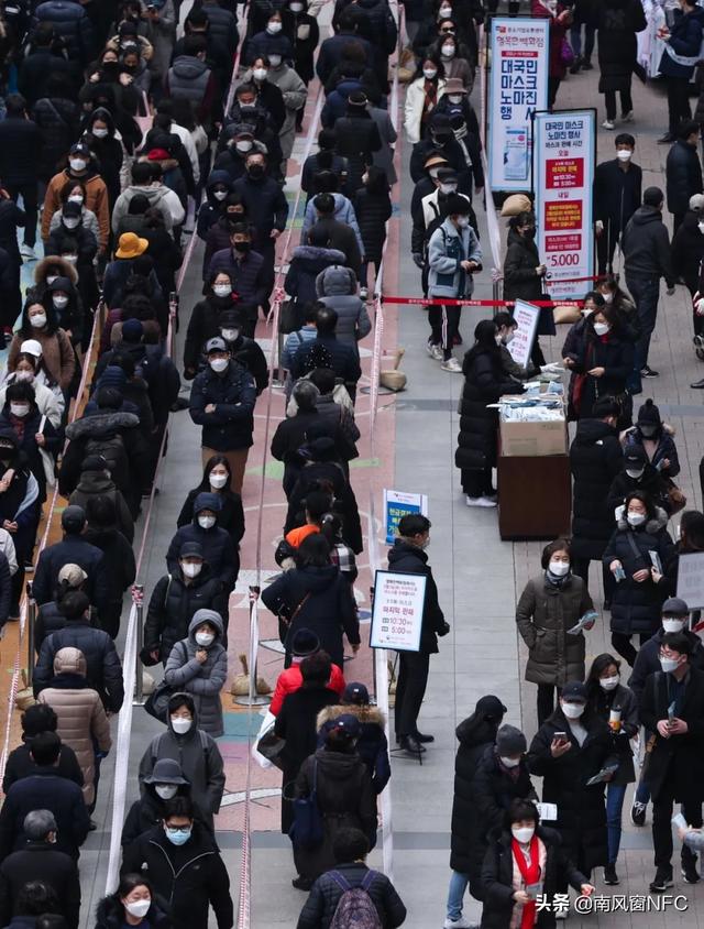 韩国紧急事态，机上230人被紧急疏散