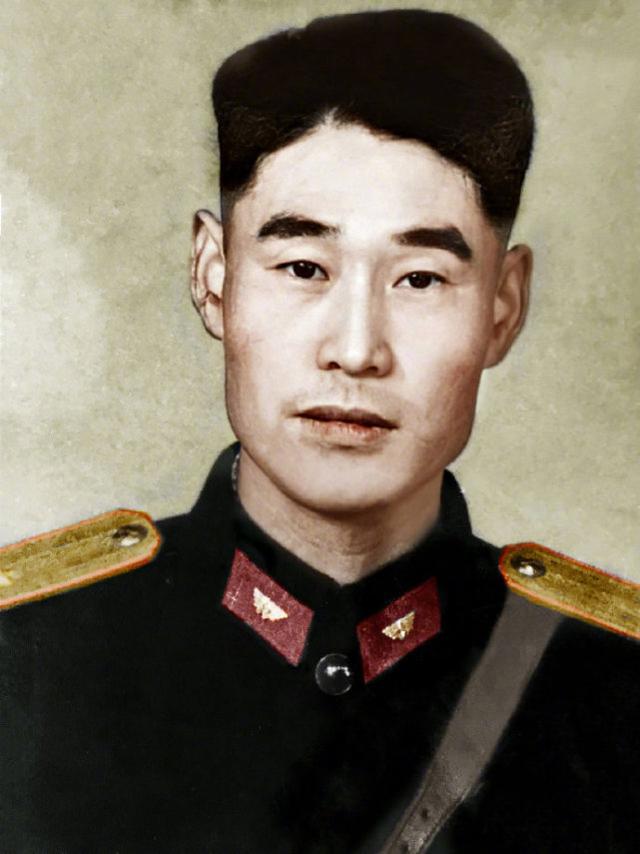 洪金宝 范冰冰，范冰冰和洪金宝有什么关系（范冰冰的弟弟范丞丞真的是她和洪金宝的私生子吗）