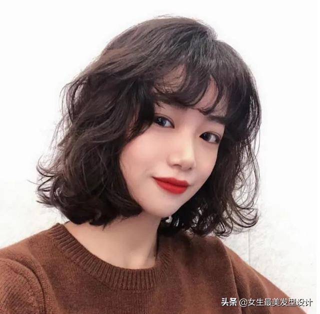 优雅女性发型图，不要选大背头、大妈卷
