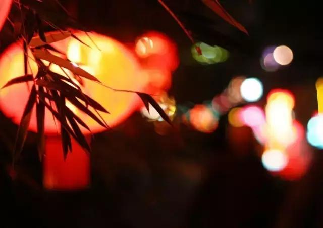 关于元宵节的古诗四句，关于元宵节的古诗简单的四句