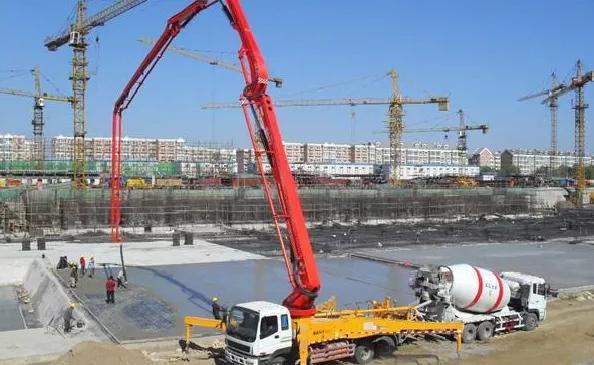 大体积混凝土裂缝，大体积混凝土容易开裂的原因（简直就是拉仇恨的节奏）