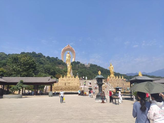 江西东林大佛旅游讲解，高48米全身贴金的东林大佛