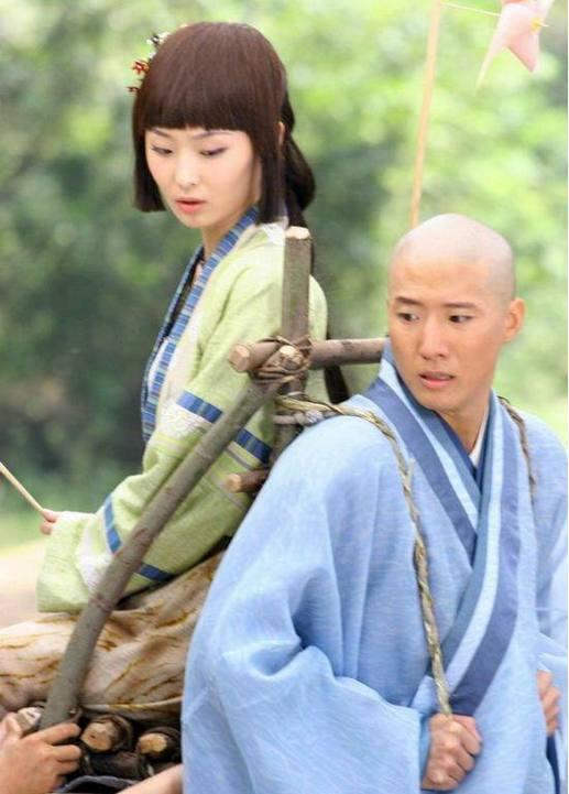 李曼最近电视剧，秋蝉电视剧什么时候播剧情介绍