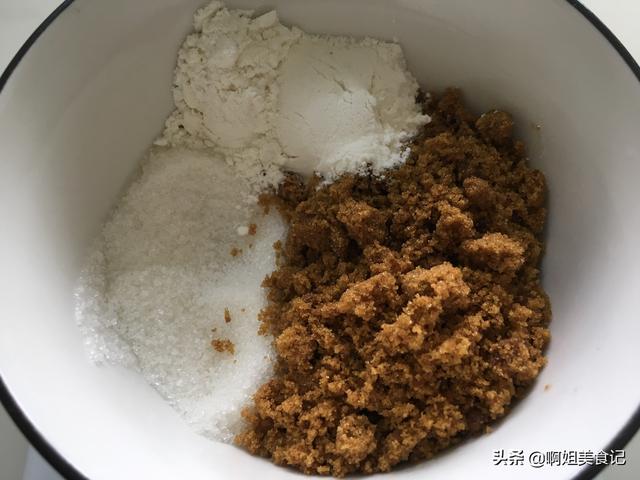 三角糖包的包法窍门，包出来的三角糖包好看又好吃还不漏馅