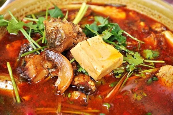 大理有什么好吃的，大理好吃又便宜的美食（大理必吃的十种美食）
