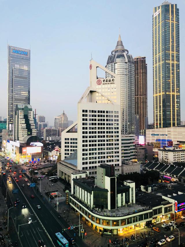 上海到乌镇一日游，从上海出发去杭州苏州乌镇3日游（西塘旅游行程怎样安排最舒服）