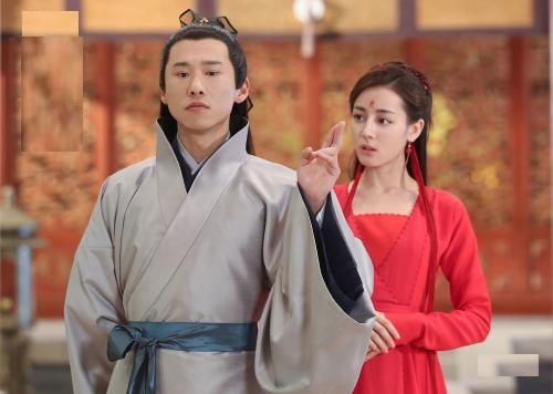 王馥荔儿子王骁见证父母50年，见证父母50年美满婚姻