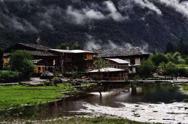 雨崩徒步攻略，探寻如梦如幻诗意般的世外桃源