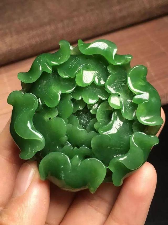 玉髓其实并不是玉，玉髓是玉么（几十块的玉髓和几千块的玉）