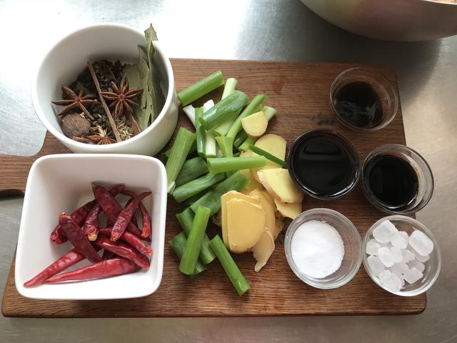 卤大肠的做法及配料，卤大肠的正宗的做法（照样卤出好吃入味的猪大肠）