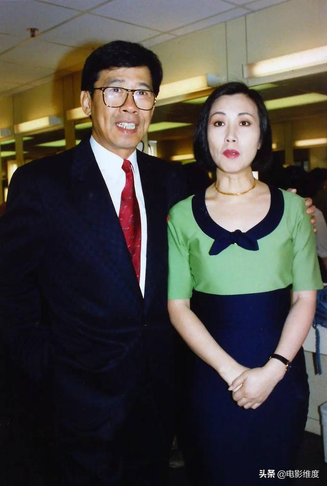 胡枫90岁演唱会，87岁娱乐圈常青树胡枫